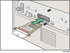 Ilustrace zadní části tiskárny.