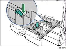 Illustrasjon av papirmagasin