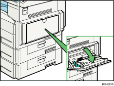 Imagem da bandeja de alimentação manual