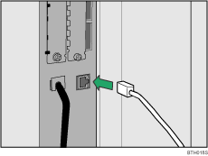 Иллюстрация подключения кабеля интерфейса Ethernet