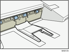 Finisher upper tray illustration