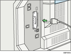 illustration of connecting the IEEE 1284 interface cable