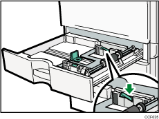 Ilustración de la bandeja de papel de formato pequeño