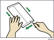 Illustration de l'aplanissement des bords d'une enveloppe 