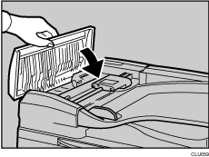 Ilustración de la cubierta del alimentador automático de documentos