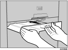 Lower master tray illustration