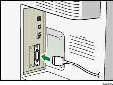 Afbeelding van het aansluiten van de IEEE1284-interfacekabel