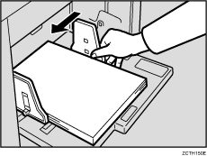 Ilustración de las placas laterales de alimentación de papel