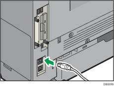 Illustration du raccordement du câble d'interface USB
