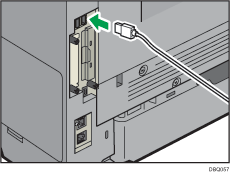 Illustration du raccordement du câble d'interface USB