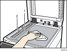 Afbeelding van de glasplaat met genummerd bijschrift