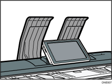 Illustratie van de stapeluitvoerladen voor het origineel