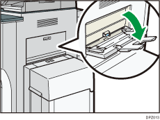 Imagem da bandeja de alimentação manual