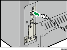 Ilustración de la conexión del cable del interface USB