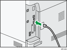Afbeelding van het aansluiten van de Ethernet-kabel