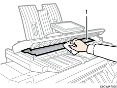 Иллюстрация крышки блока подачи оригиналов с пронумерованными сносками